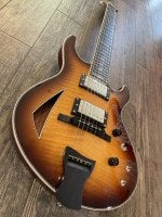 GH3 Burst by Maxey Archtops05