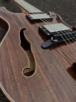 GH2 Koa by Maxey Archtops08 (Large)