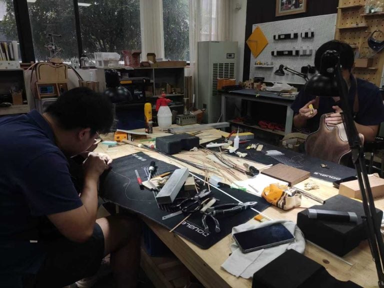 Maxey Archtops Workshop and Production Photos079