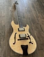 Maxey Archtops GH4 Flame Maple02 (Large)